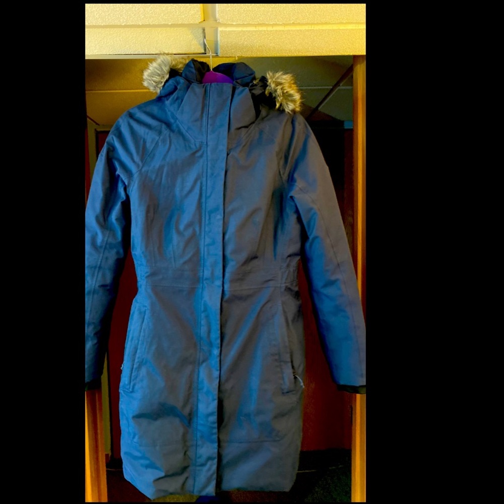 Womens- The North Face Arctic Parka